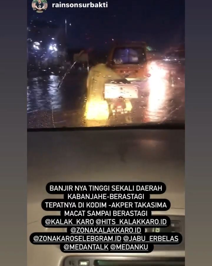 Banjir tinggi daerah brastagi kabanjahe

Medan Punya Cerita dikirim oleh kawanmedanku Silakan tag mention @medanku distory lengkap dengan penjelasan dan lokasi kejadian untuk dishare
